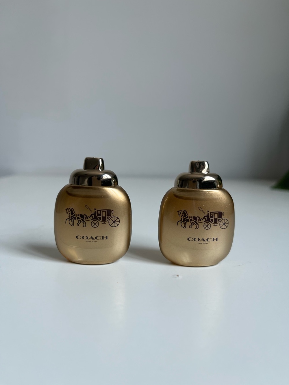 2/25$ New Coach Miniature perfume
